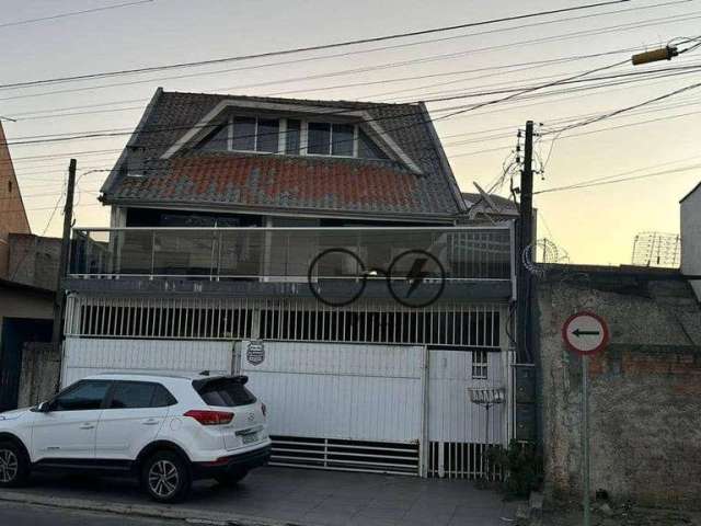 Sobrado com 6 dormitórios à venda, 280 m² por R$ 380.000,00 - Cajuru - Curitiba/PR