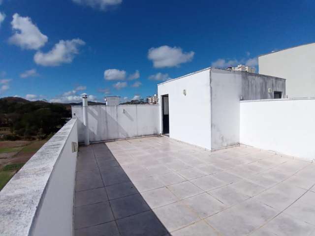 Vivendas da Serra - Linda Cobertura com 2 Quartos Terraço e Duas Vagas