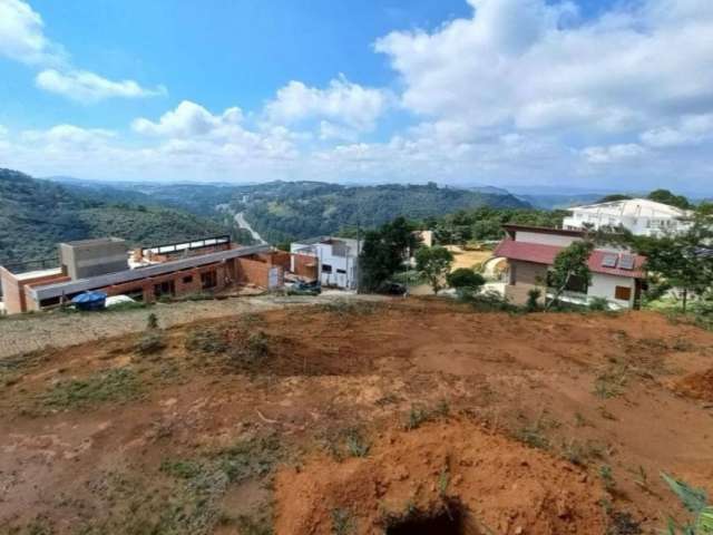 Novo Horizonte - Terreno com 953m2 no Cond. Estrada Real BR-040