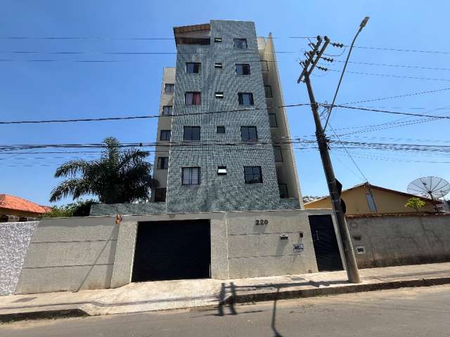 Apartamento com 2 quartos garagem e elevador em Marilândia