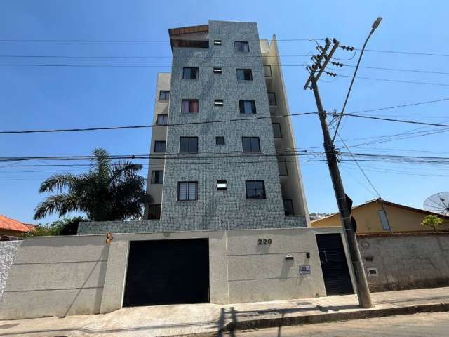 Apartamento com 2 quartos garagem e elevador no Marilândia