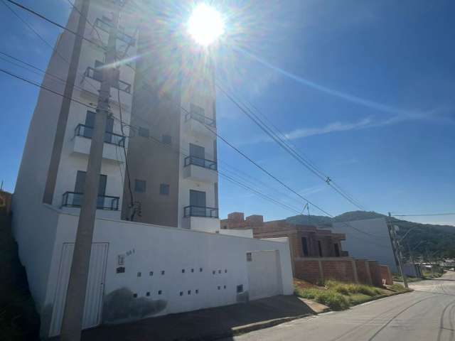 Cobertura Nova com 2 Quartos Terraço e Elevador no Francisco Bernardino