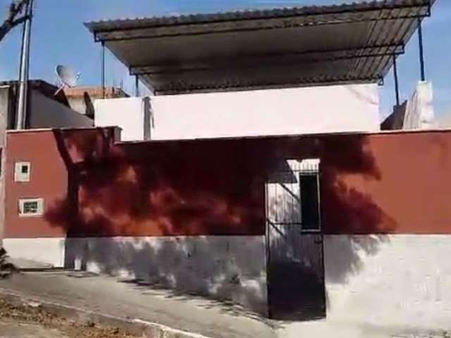 Ótima Casa Individual com 2 Quartos e Terraço no FontesVille