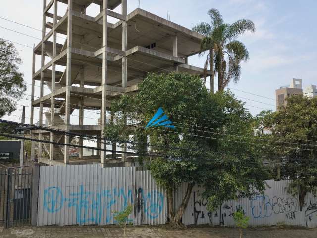 Terreno/Prédio em Construção - bairro São Francisco