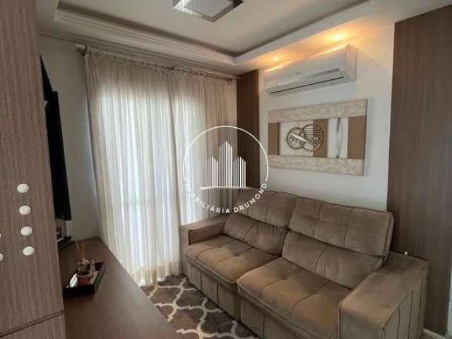 Apartamento com 2 dormitórios à venda, 72 m² por R$ 465.000 - Barreiros - São José/SC