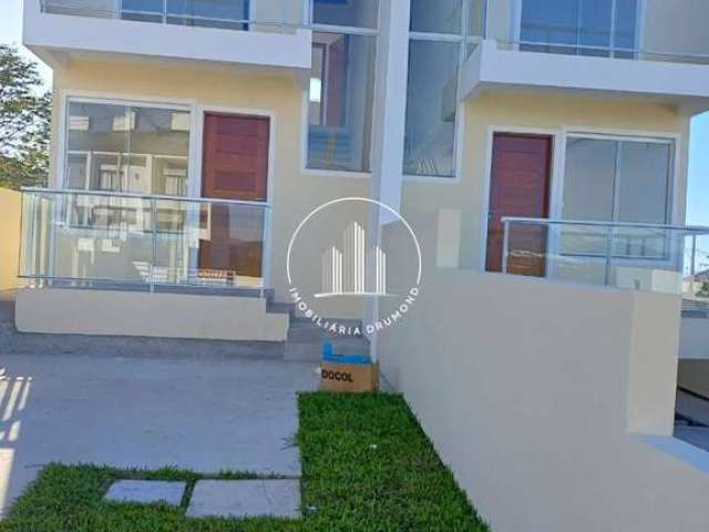 Sobrado com 2 dormitórios à venda, 77 m² por R$ 370.000 - Potecas - São José/SC