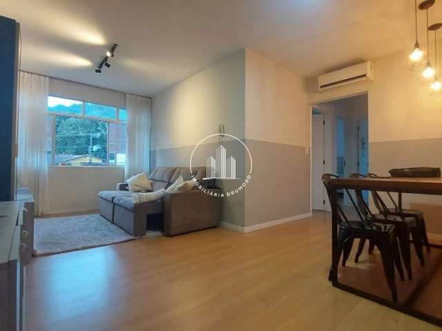 Apartamento com 3 dormitórios à venda, 72 m² por R$ 585.000 - Itacorubi - Florianópolis/SC