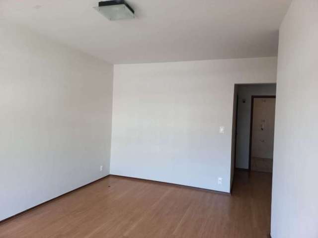 Apartamento com 2 dormitórios para alugar, 100 m² por R$ 2.041,54/mês - Tijuca - Teresópolis/RJ