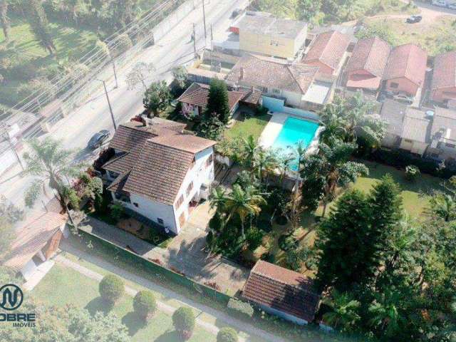 Casa com 3 dormitórios à venda, 350 m² por R$ 3.000.000,00 - Bom Retiro - Teresópolis/RJ