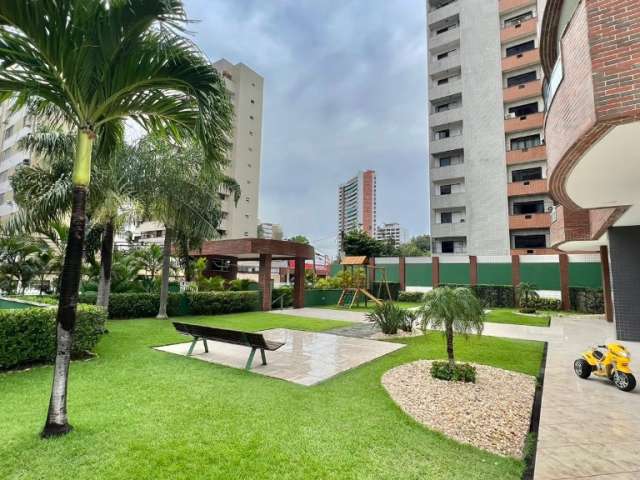 Excelente apartamento no Meireles com 194m², 4 suítes e 3 vagas