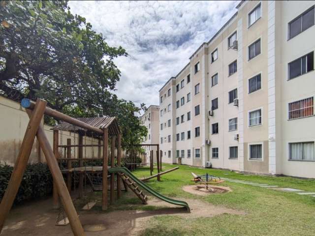 Apartamento 2/4 em Condomínio Solar dos Coqueiros