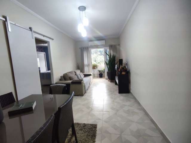 Apartamento de 01 dormitório, vaga de garagem e elevador próximo da praia em Jose Menino - Santos  R$ 230.000,00