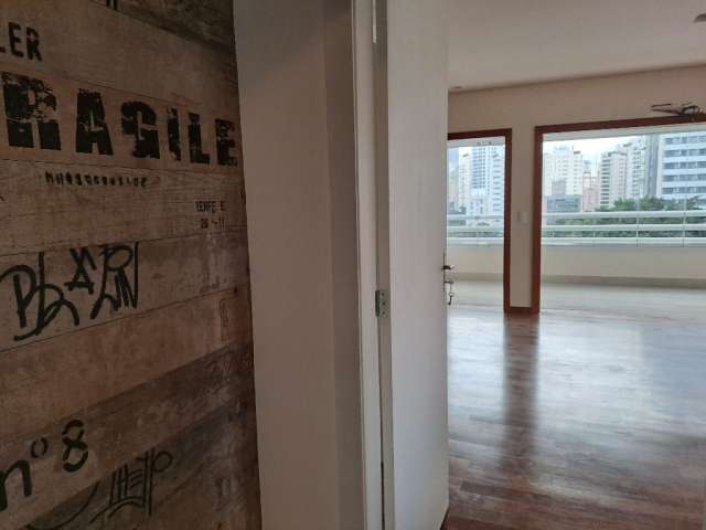 Apto. de 137 m² em vila olímpia.