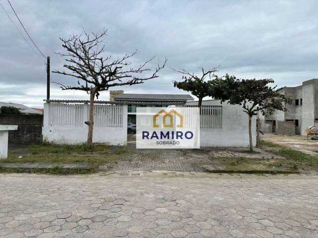 Excelente Pousada à venda, 8 suítes,  na praia de Brejatuba em Guaratuba/PR, com aproximadamente 219 m² e 420 m² de terreno.