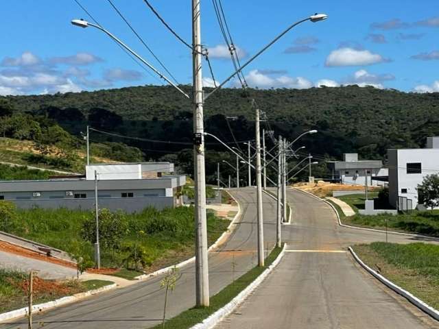 Condomínio Versailles Ville de France em Lagoa Santa, lotes de 1.000 metros - Preços imperdíveis!