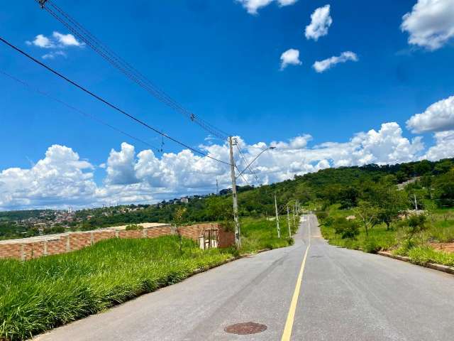 Lotes em Pedro Leopoldo, Bairro Cidade Jardim - Grande Oportunidade!