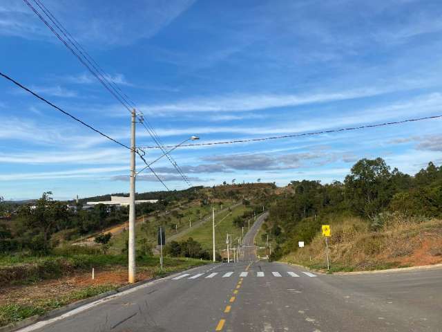 Lote em condomínio em Vespasiano