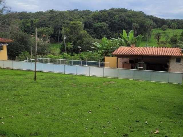 Fazendinha 3 hectares em Mateus Leme