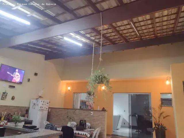 Casa para Venda em Sorocaba, Jardim Maria do Carmo, 3 dormitórios, 2 banheiros, 2 vagas