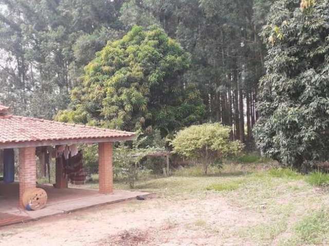 Sítio para Venda em Avaré, Centro, 4 dormitórios, 1 suíte, 3 banheiros, 10 vagas