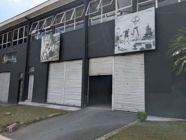 Loja para alugar, 185.77 m2 por R$6000.00  - Xaxim - Curitiba/PR