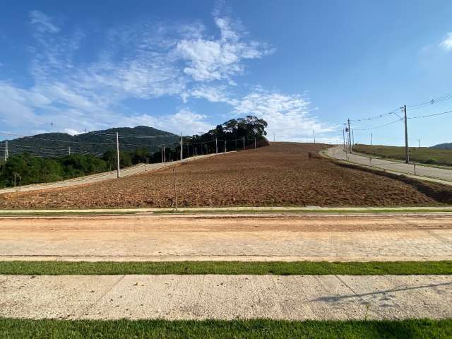 Terreno de 400m² no Condomínio Alínea Reserva Itajaí.