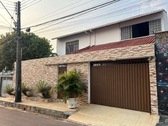 Vendo ótima casa em Nossa Senhora das Graças, Conjunto Manauense