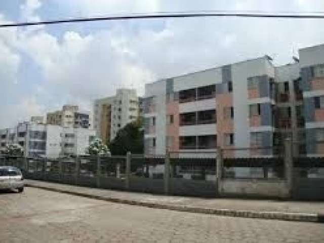 Vendo apartamento em condomínio com 03 quartos, próximo de faculdades, shopping, escolas, hospitais, panificadoras e supermercados