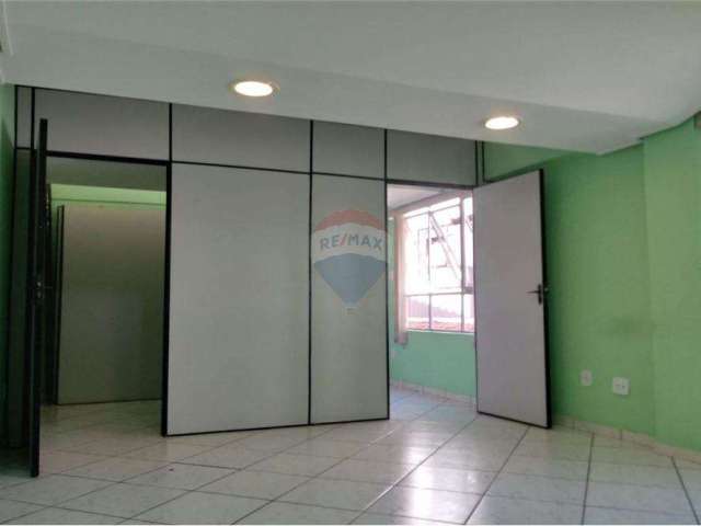 Comercial Ideal no Centro de Conselheiro Lafaiete MG!