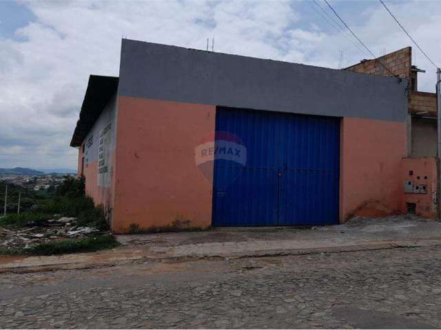 Galpão á venda no bairro são joão!