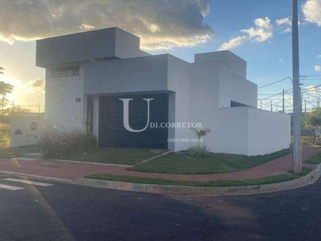 Alto Umuarama - Incrivel Casa no Condomínio Raros -  3/4 - 3 Suítes - Piscina - Ótima Localização - 2122Udi