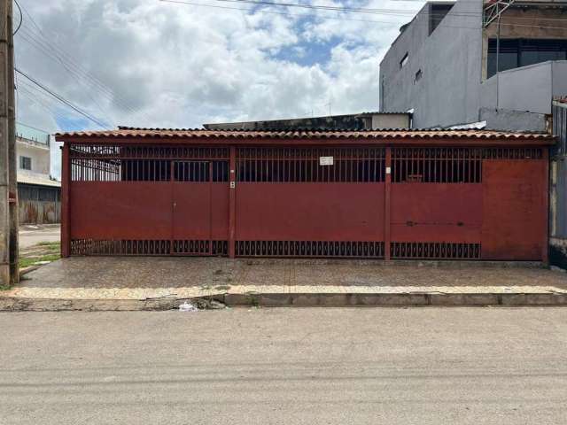 Casas 3 e 4 Quartos para Venda em Brasília, recanto das emas, 3 dormitórios, 1 suíte, 2 banheiros, 3 vagas