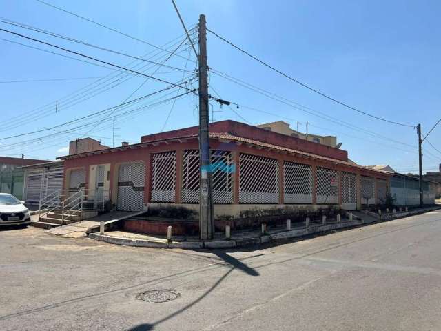 Casa para Venda em Brasília, Ceilândia Norte (Ceilândia), 3 dormitórios, 2 suítes, 3 banheiros, 4 vagas