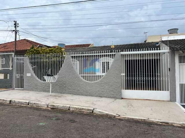 Casa para Locação em Brasília, Taguatinga Norte (Taguatinga), 3 dormitórios, 1 suíte, 1 banheiro, 1 vaga