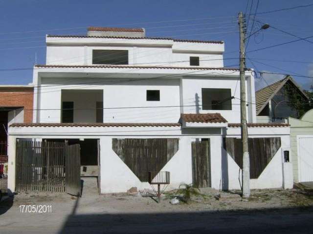 Casa toda reformada atrás Parque Tênis Clube