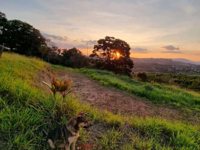 Terreno de 1000m² para formar sua chácara em Piracaia - linda vista panorâmica