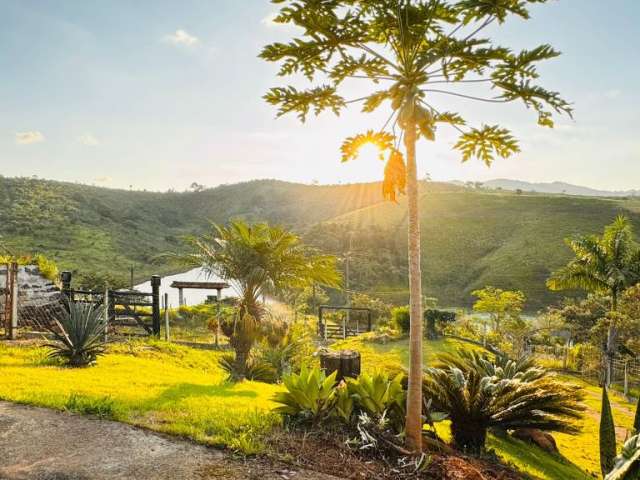 Chácara em Piracaia - região da represa municipal - rodeado por natureza