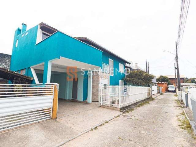 Casa com 3 quartos para alugar na Beco do Jacaré, 93, Campeche, Florianópolis, 130 m2 por R$ 7.900