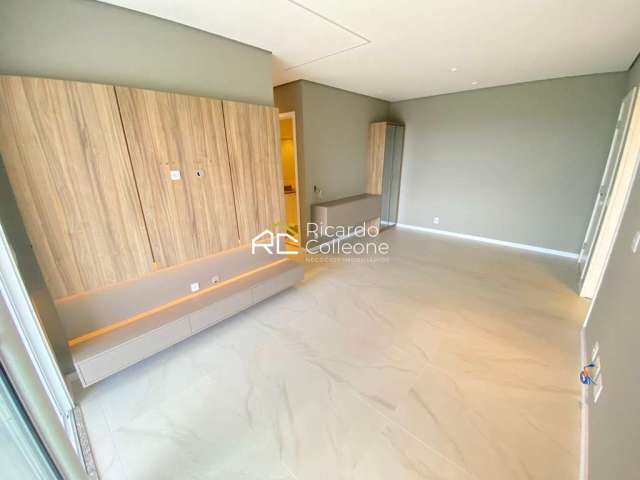 Apartamento 69m2, 02 Quartos, 01 Vaga, Andar Alto.