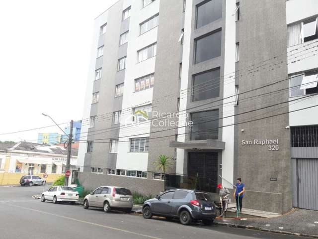 Apartamento Padrão no Centro, Face Norte, 150m2, 03 quartos, 02 Vagas.