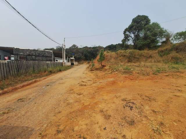 Terreno 1.000 m²  à venda  na Colônia Zacarias - São José dos Pinhais/PR Esquina com Rua Ernesto Juliatto .  por R$ 325.000