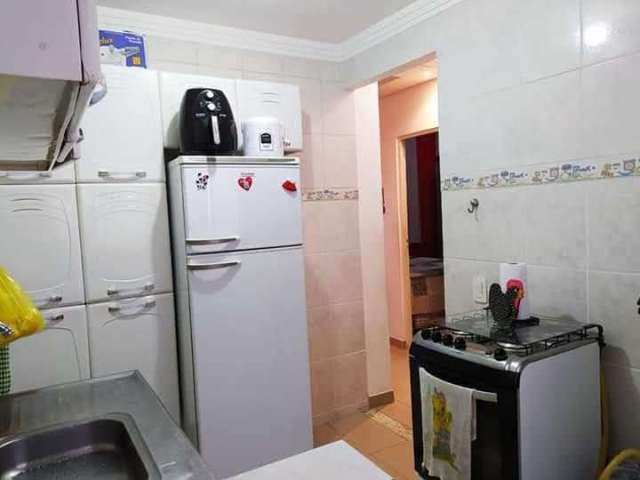 Apartamento em Jardim Karolyne - Votorantim, SP