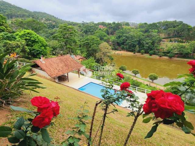 OPORTUNIDADE!!! Chácara à venda em condomínio fechado , Simão Pereira, MG