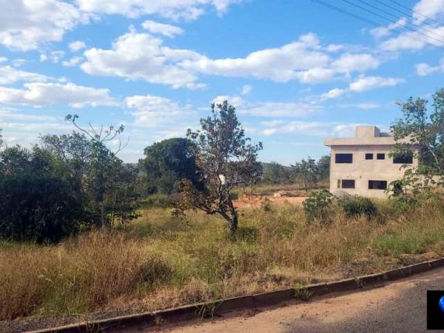 Terreno em localização privilegiada no Condomínio Marinas Di Caldas! com 788metros