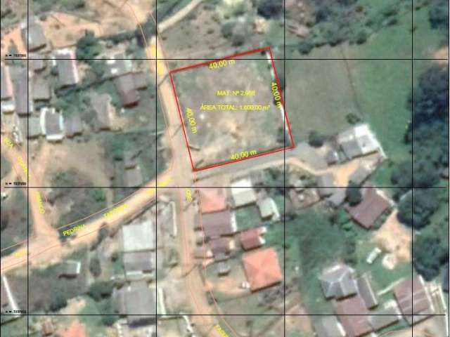 Terreno a venda em Tunas do Paraná/ 1.600m² (ZEIS)