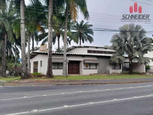 Casa com 10 dormitórios para alugar no bairro Capitais em Timbó/SC