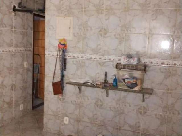 Casa Duplex para Venda, Comendador Soares, 3 dormitórios, 1 suíte, 3 banheiros, 2 vagas