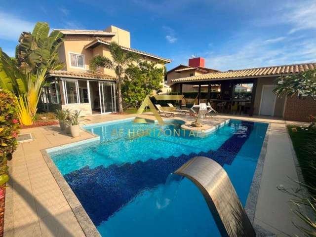 Linda casa com piscina no Condomínio Portal dos Coqueiros (Mosqueiro), com 4 quartos (2 suítes).