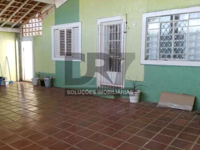 Casa com 3 quartos à venda na Rua Doutor Vicente Torregrossa, 285, Jardim García, Campinas, 132 m2 por R$ 450.000