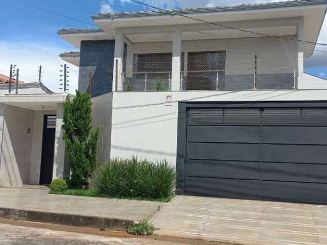 Casa com 5 quartos à venda na N-016, 21, Anápolis City, Anápolis por R$ 1.200.000